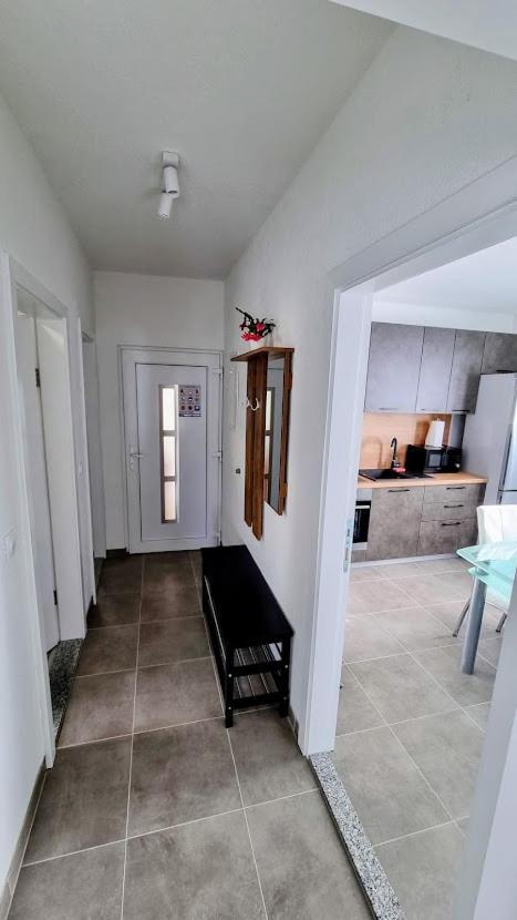 Dorijini Dvori Bed & Breakfast Baska Voda Luaran gambar