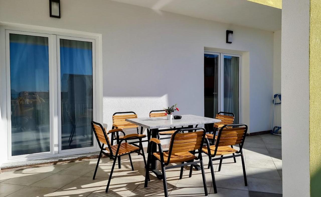 Dorijini Dvori Bed & Breakfast Baska Voda Luaran gambar