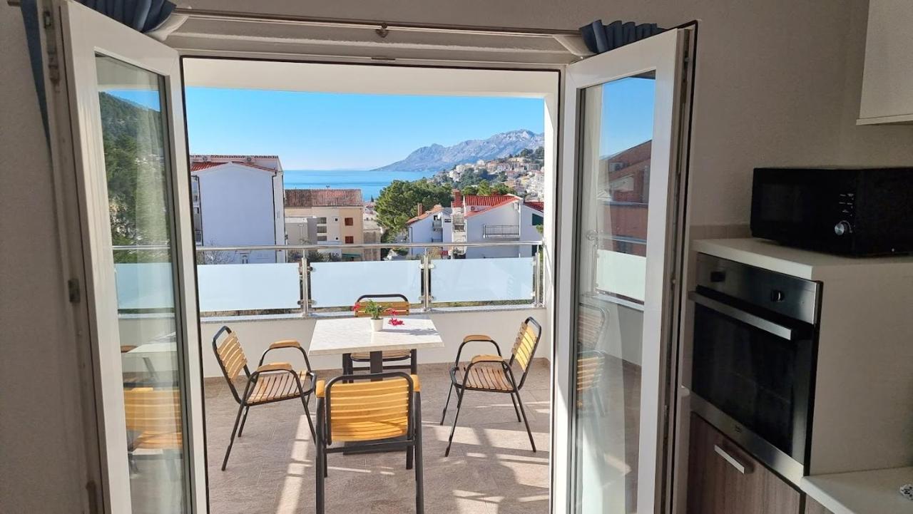 Dorijini Dvori Bed & Breakfast Baska Voda Luaran gambar