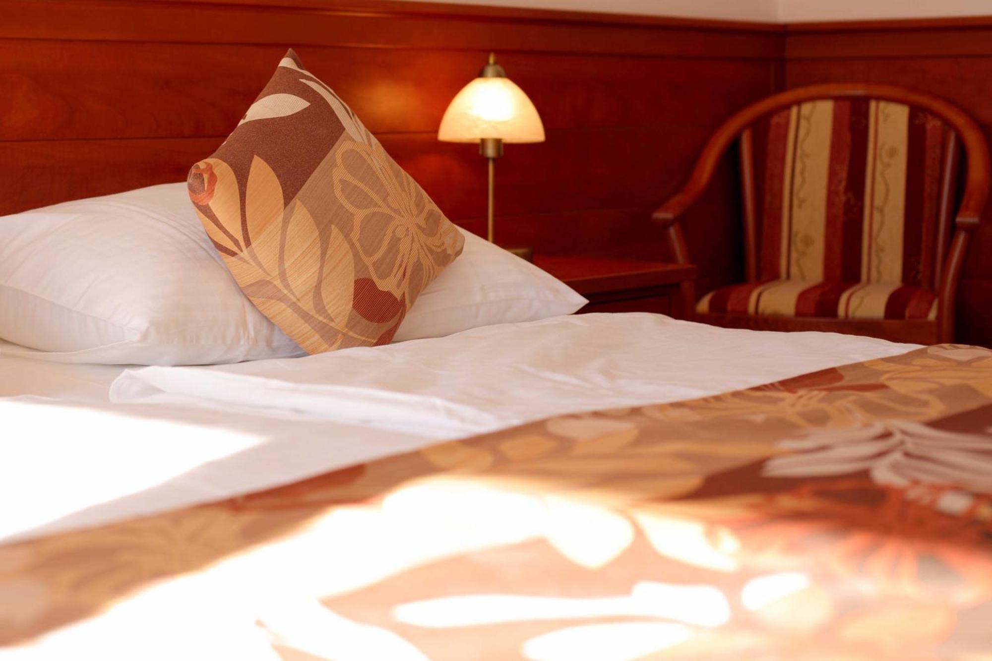 Dorijini Dvori Bed & Breakfast Baska Voda Bilik gambar