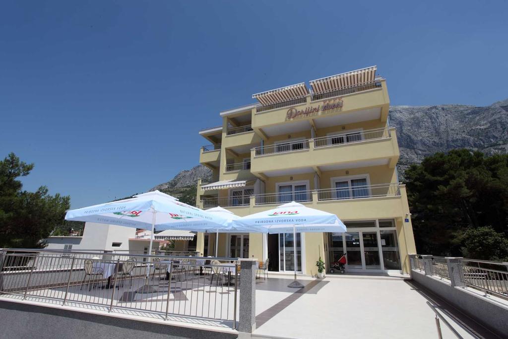 Dorijini Dvori Bed & Breakfast Baska Voda Luaran gambar
