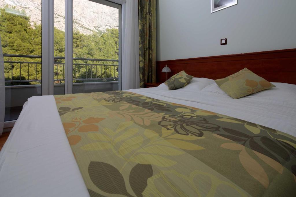 Dorijini Dvori Bed & Breakfast Baska Voda Luaran gambar