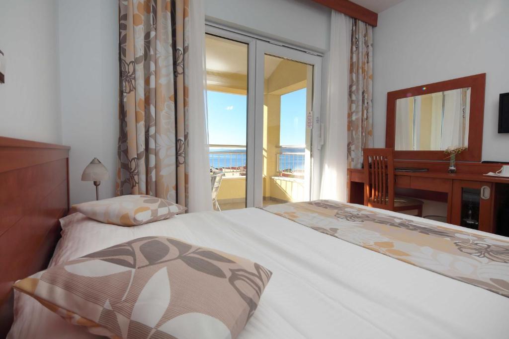 Dorijini Dvori Bed & Breakfast Baska Voda Luaran gambar