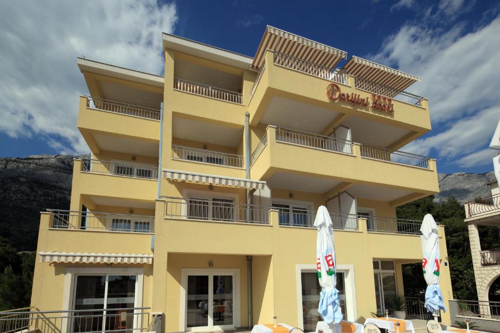 Dorijini Dvori Bed & Breakfast Baska Voda Luaran gambar